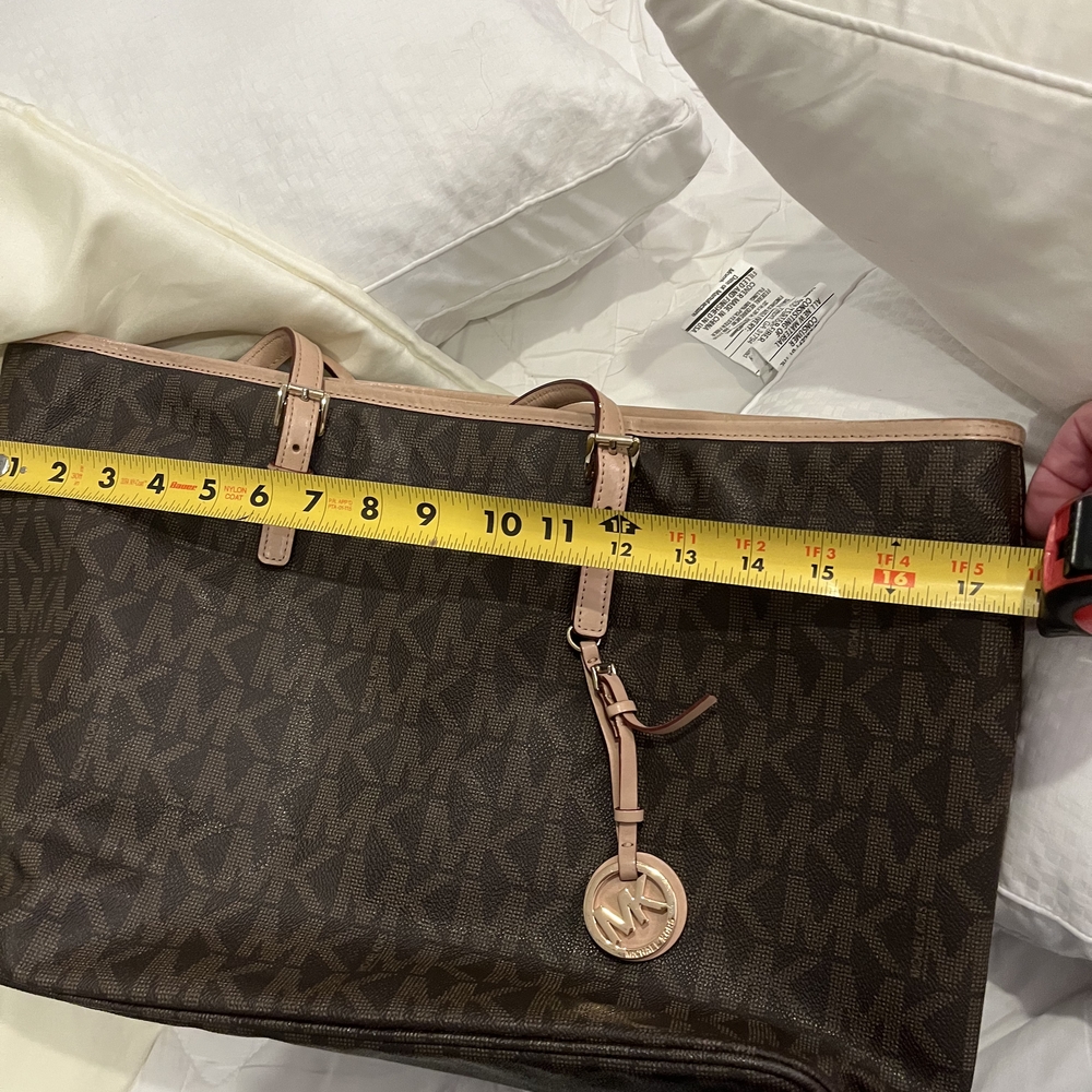 Michael Kors SHEILA large Signature Tote Bag with ORIGINAL Satin Bag - Picture 5 of 10